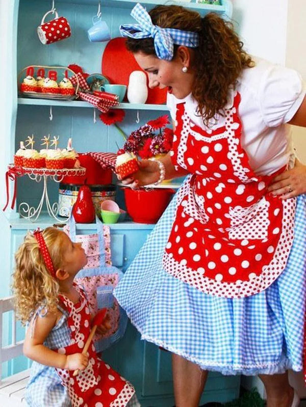 Cookie Apron Red Dot
